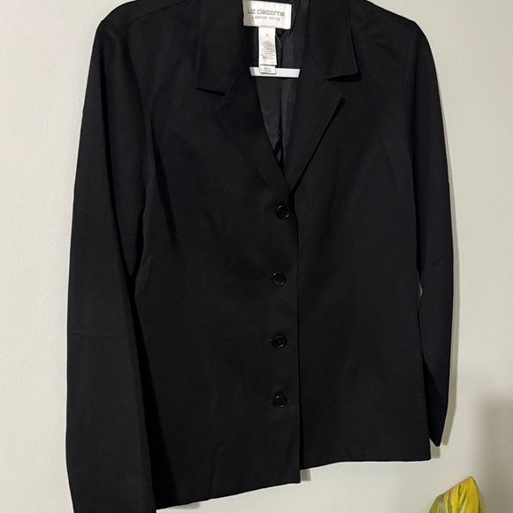 Liz Claiborne Elegant Black Suit Jacket - Picture 5 of 8